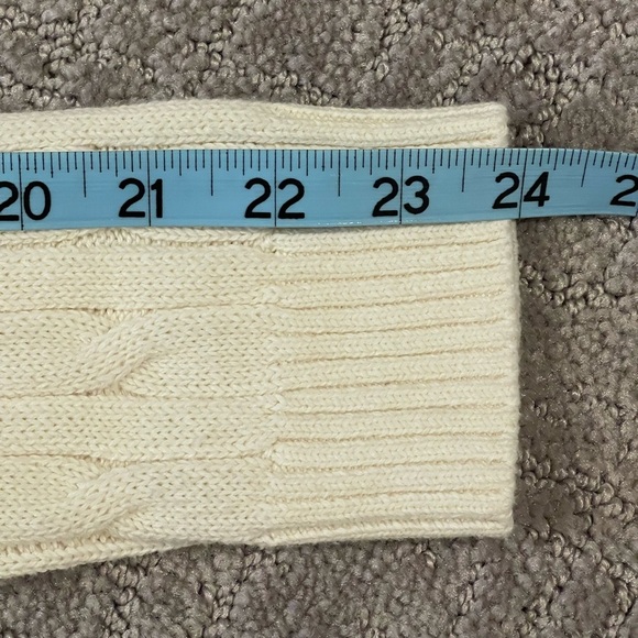Ralph Lauren Off White Cable Knit Sweater, Crew Neck, Monogram,Silver Buttons, M - Picture 13 of 16